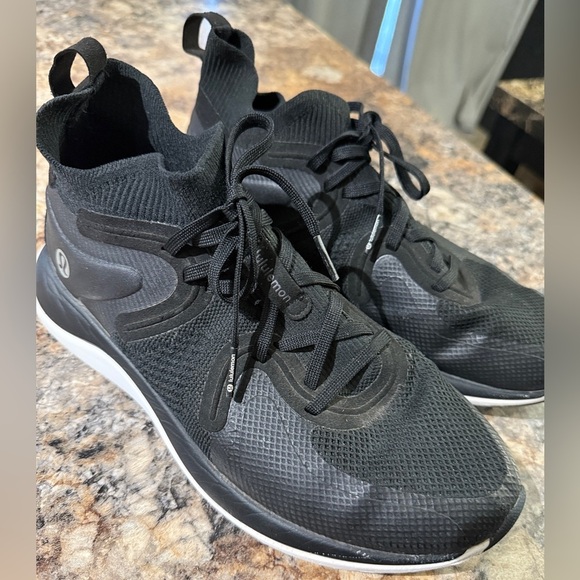 Lululemon Women’s Chargeful 2 Mid Workout Athletic Sneakers - Picture 7 of 16